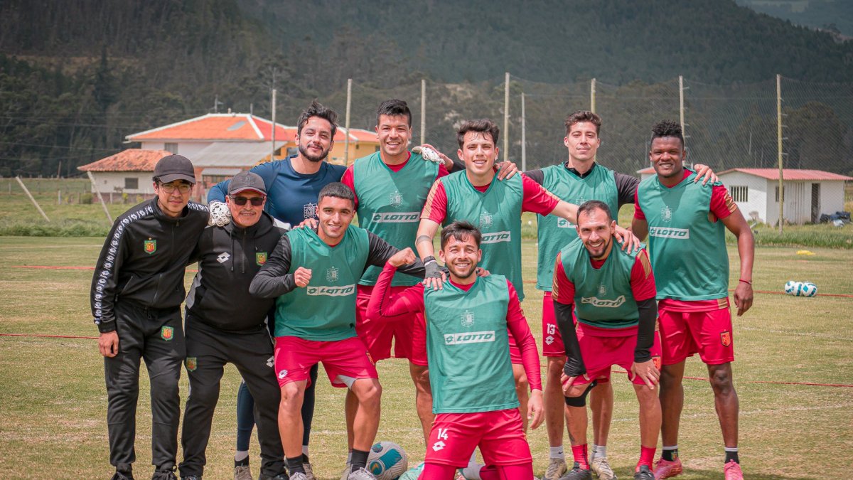 Deportivo Cuenca alista el equipo para medirse a Imbabura.
