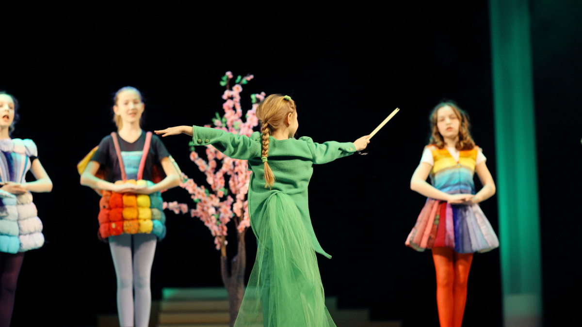 Referencial de visita al teatro en Guayaquil.