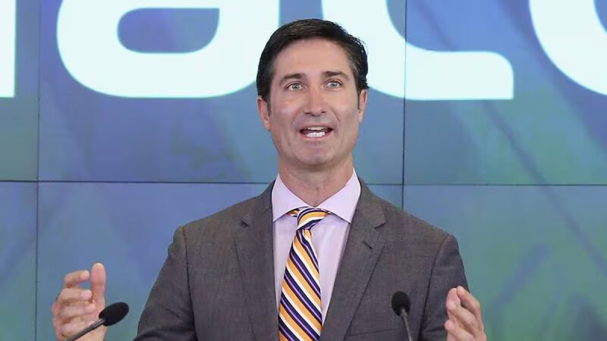 Brian Niccol se reta a sacar de la crisis a la multinacional