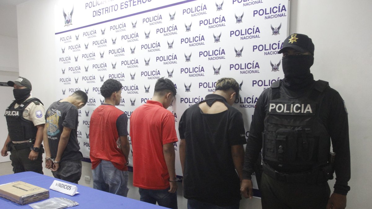 Dos de los detenidos son menores de edad.