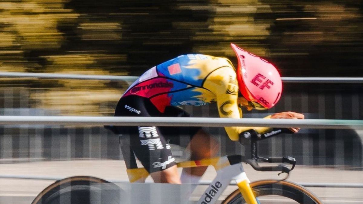 Richard Carapaz durante la segunda etapa de este domingo 18 de agosto.