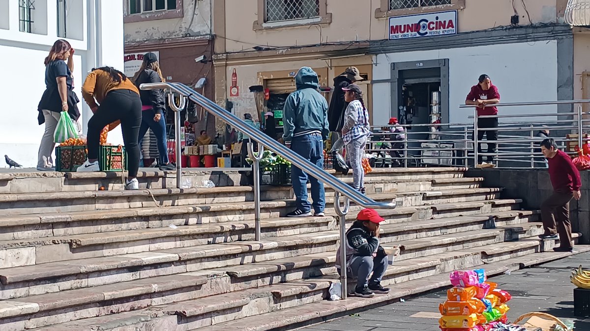 La deserción escolar llega a niveles alarmantes en la provincia de Azuay.