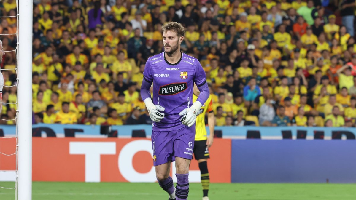 Burrai tiene contrato con el Ídolo hasta diciembre de 2027.