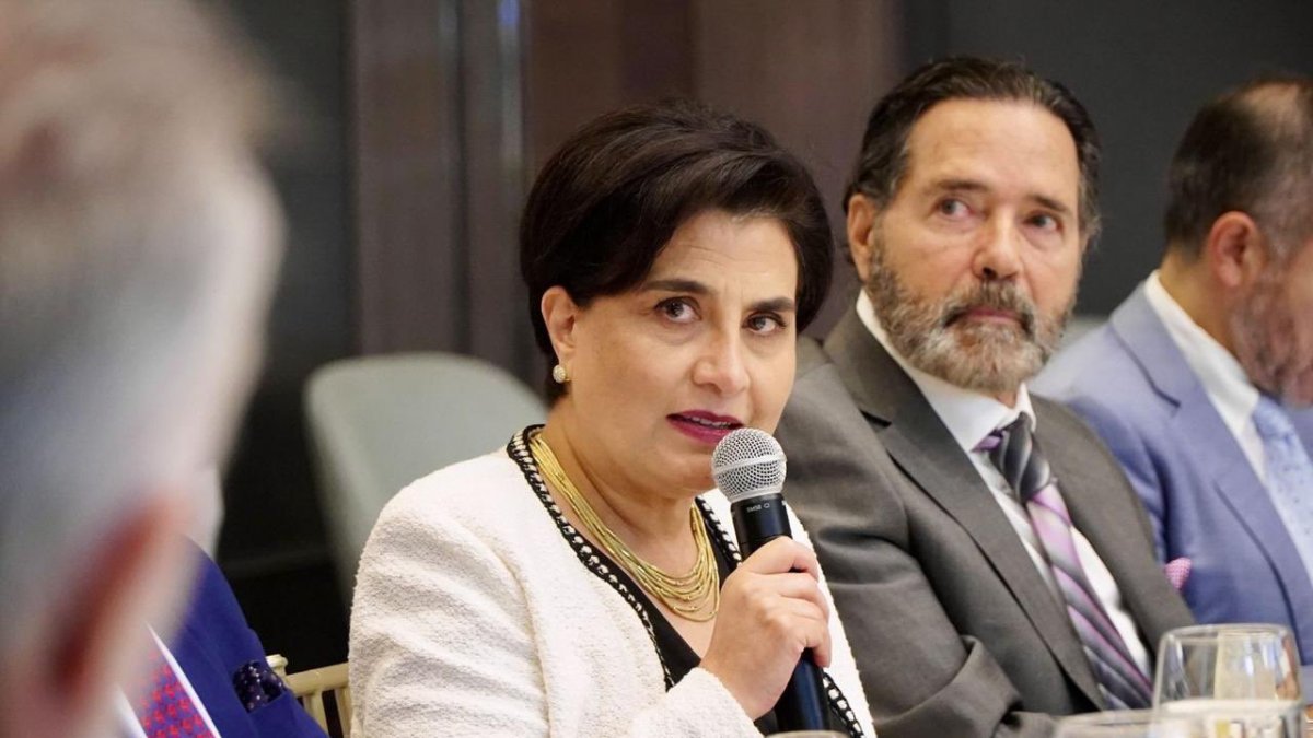 La canciller ecuatoriana ha detallado que el equipo diplomático que acompaña en Israel a la vicepresidente no se ha trasladado a Turquía.