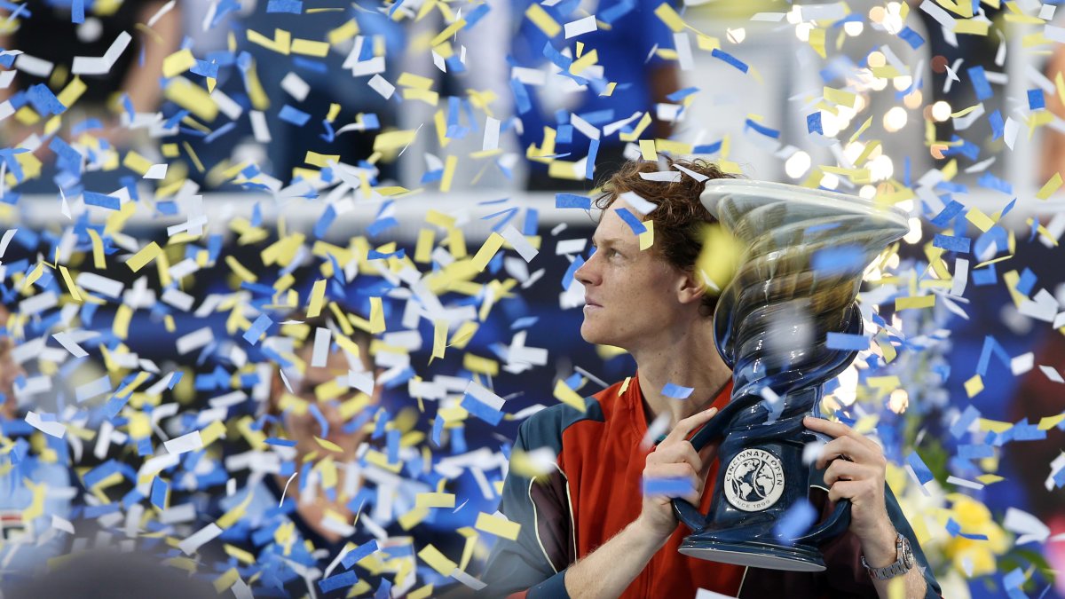 Sinner se quedó con el título de Cincinnati tras vencer a Tafoe Sinner por 7-6(4) y 6-2 en una hora y 36 minutos.