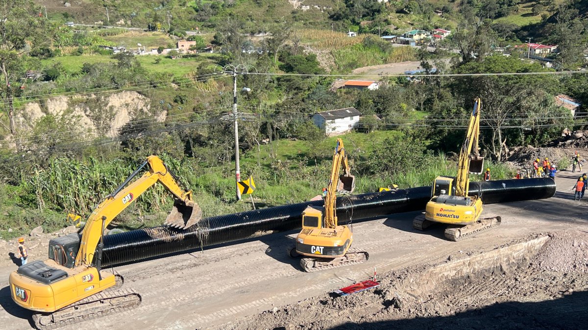 En el kilómetro 117 de la vía Cuenca-Girón-Pasaje se ejecutarán obras que impedirán el paso vehicular hasta el viernes, 23 de agosto de 2024.