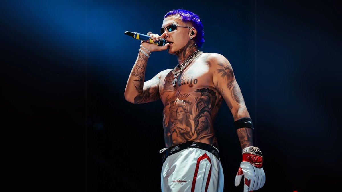 Blessd tiene 24 años.