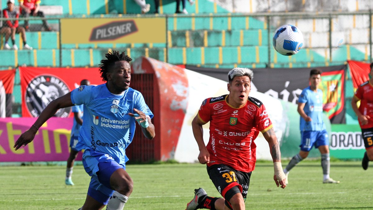Deportivo Cuenca y Macará igualaron a un gol en la primera etapa de la LigaPro.