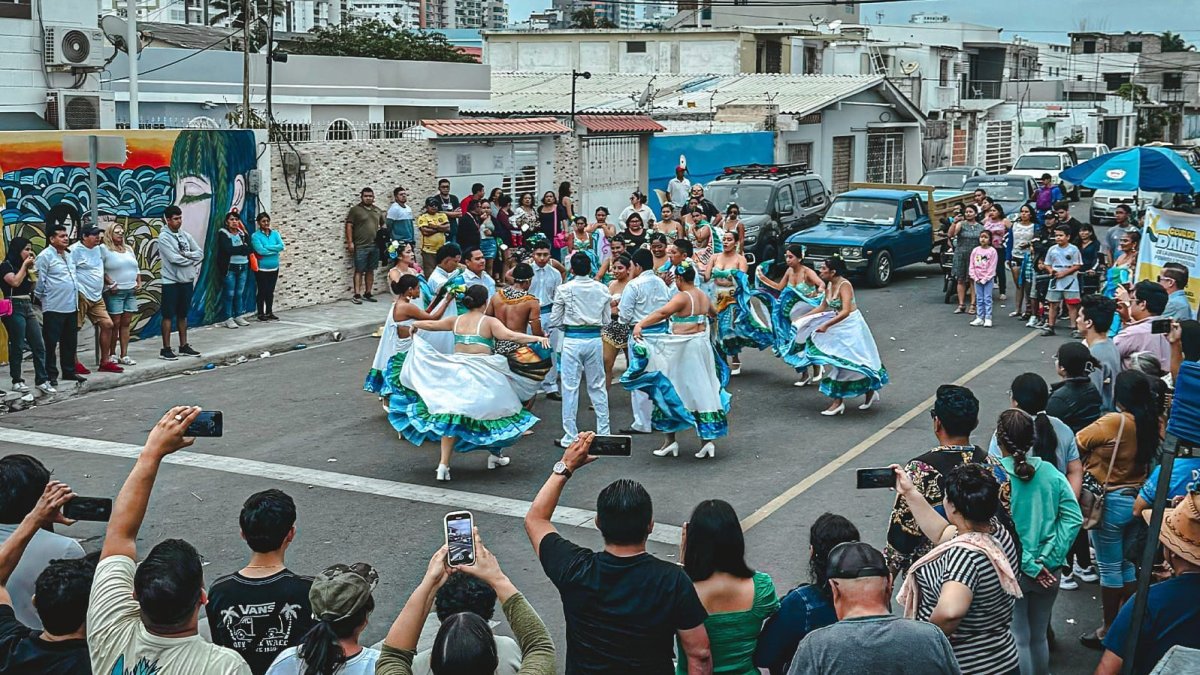 El espacio se ha convertido en un nuevo atractivo para el balneario
de Salinas.