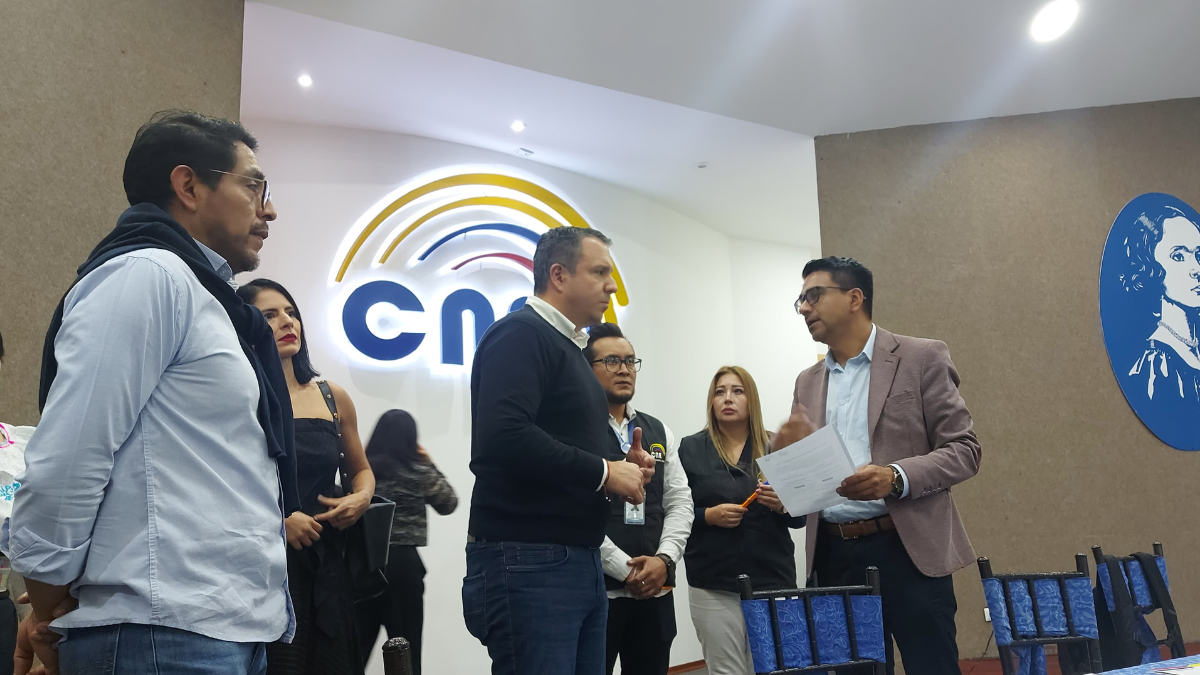 Los precandidatos a asambleístas quieren llegar a una curul para legislar y fiscalizar.