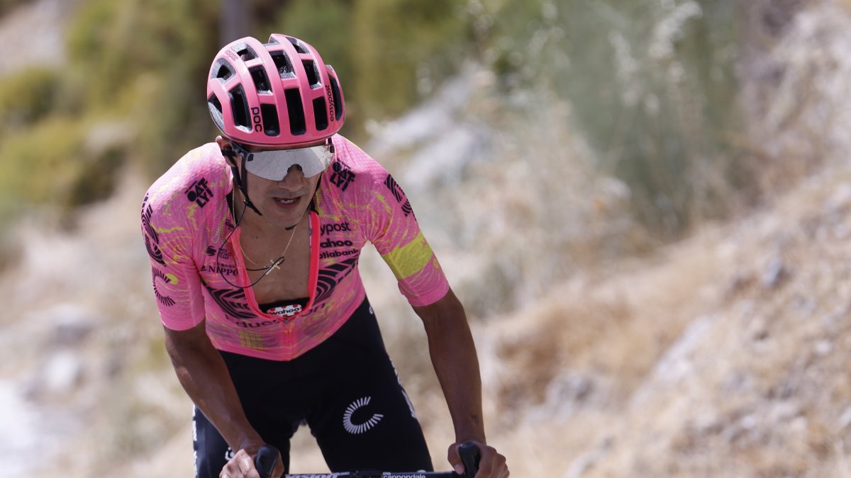 El ciclista ecuatoriano Richard Carapaz fue protagonista en la novena etapa de la Vuelta a España.