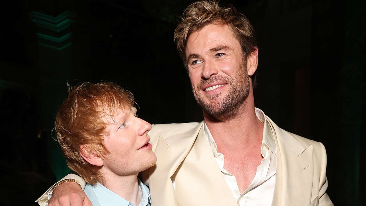 Chris Hemsworth logra tocar la batería para Ed Sheeran en Rumania