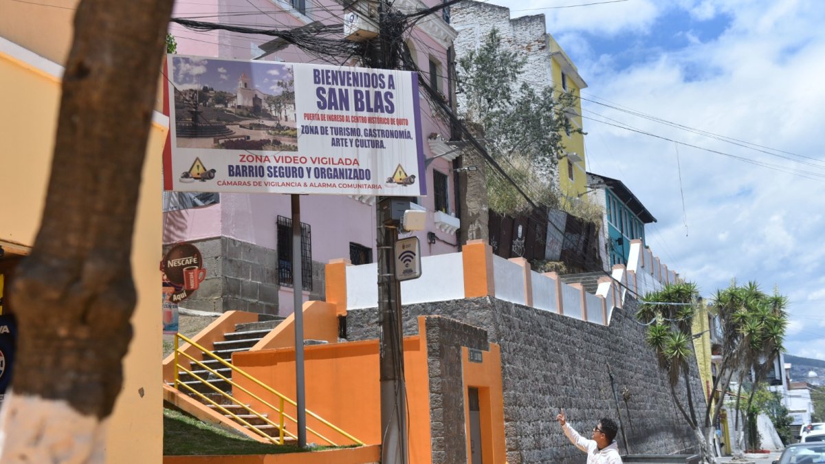 En San Blas, los vecinos aseguran que solo hay una alarma comunitaria que fue colocada por el Municipio.