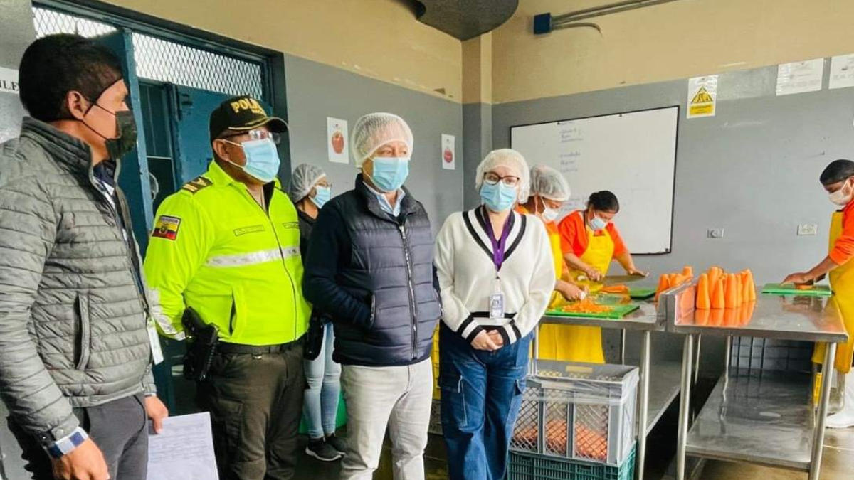 En el recorrido realizado por el gobernador de Cotopaxi en el Centro de Privación de la Libertad.