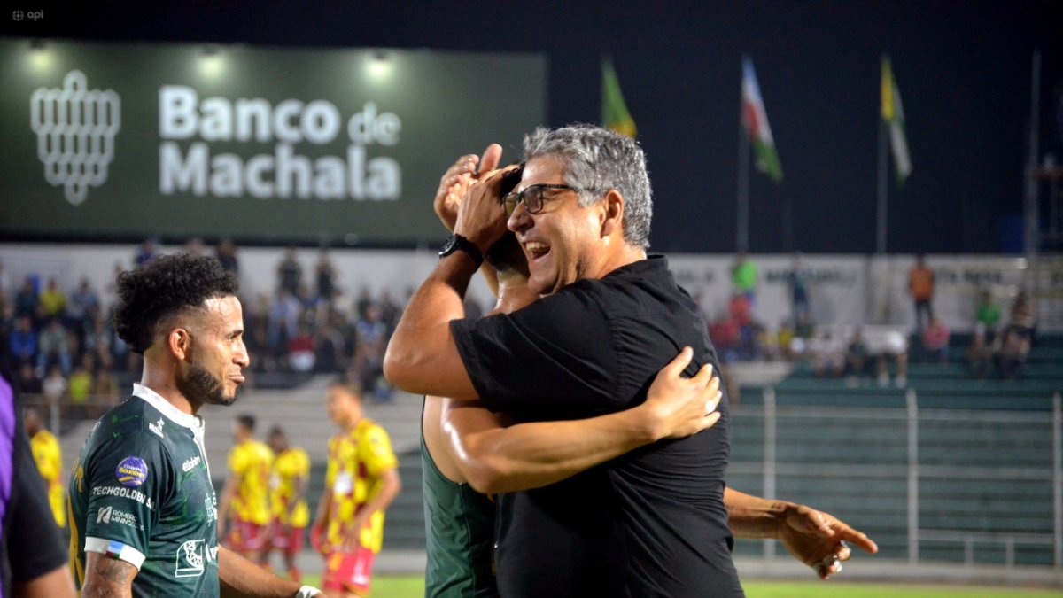 Santiago Escobar le cambio la cara a Orense.