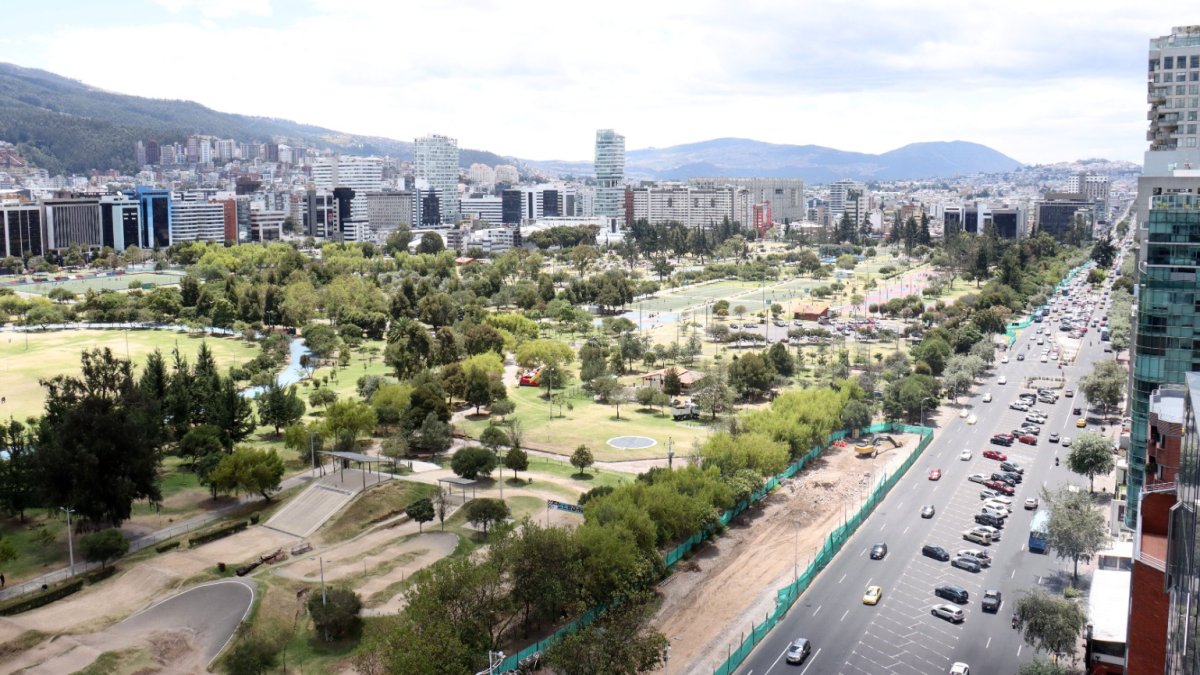La longitud de este nuevo bulevar en la av. De Los Shyris es de 1.4 kilómetros.