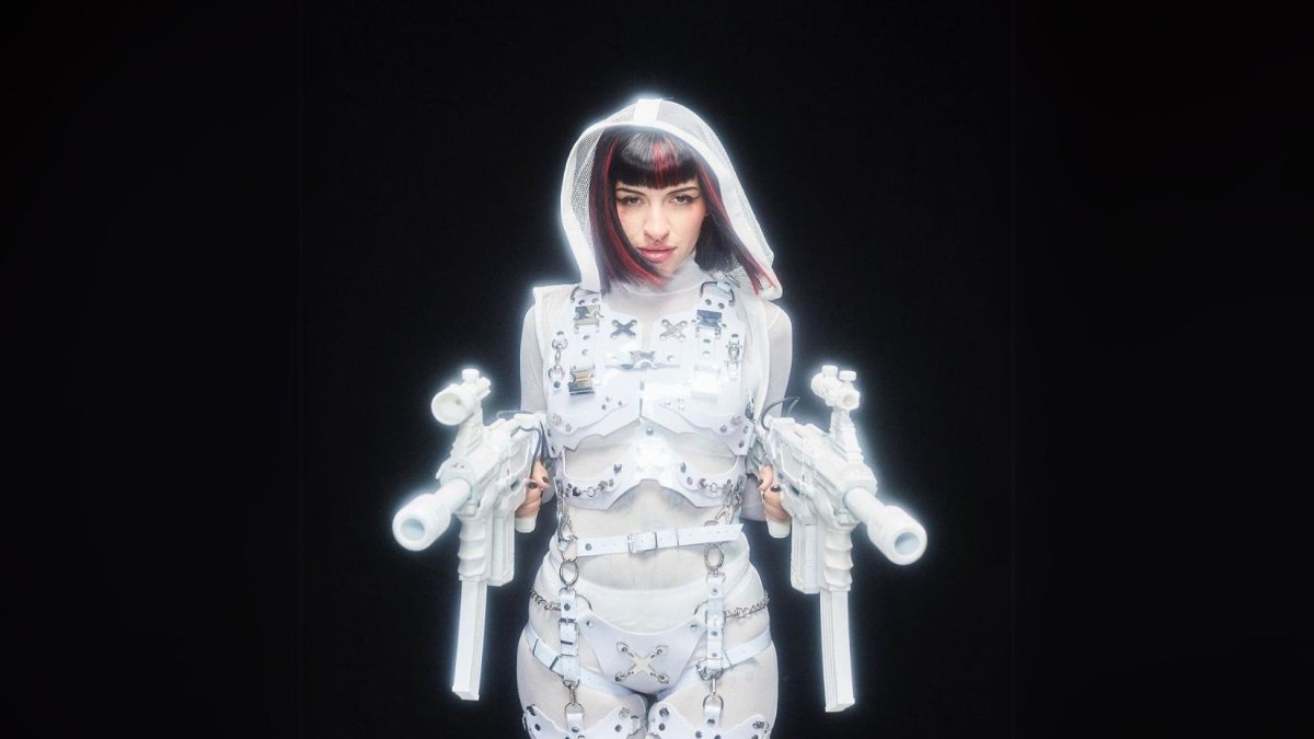 Cazzu tiene 30 años.