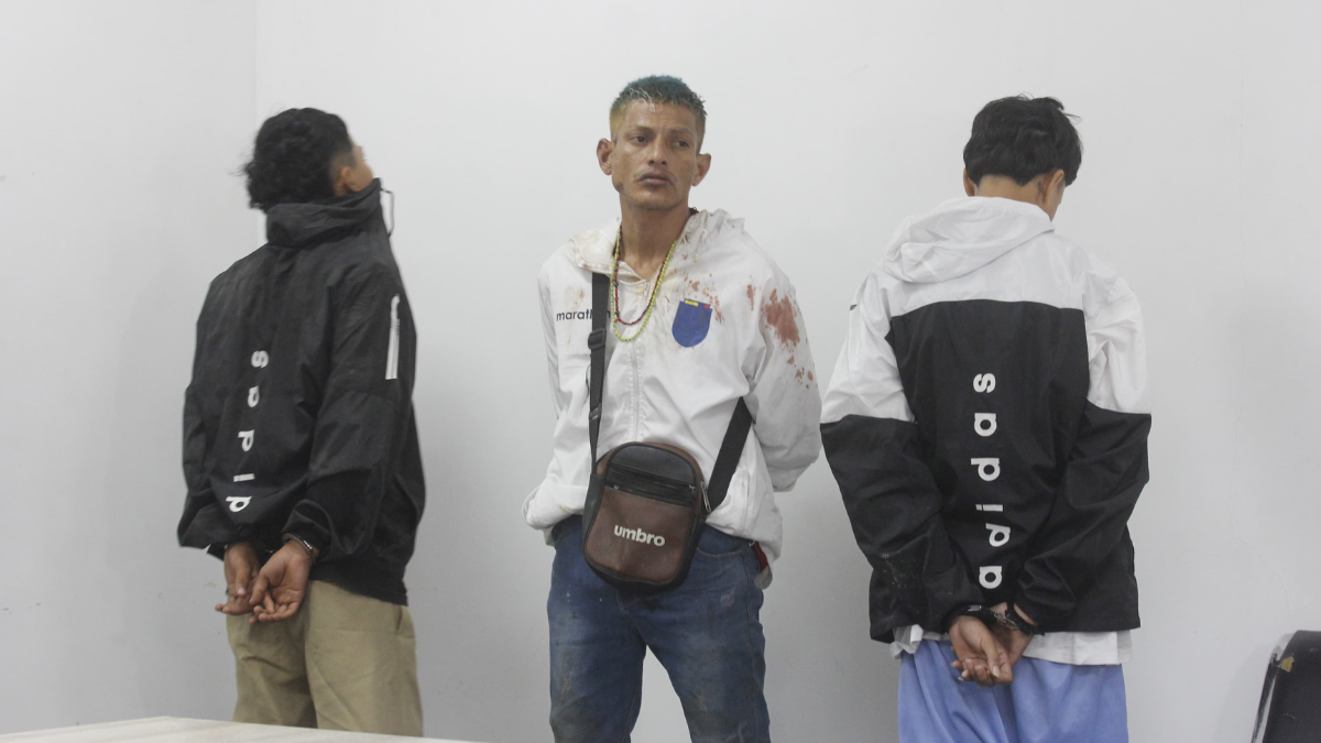 Aprehendidos por intentar robar un bus al noroeste de Guayaquil.