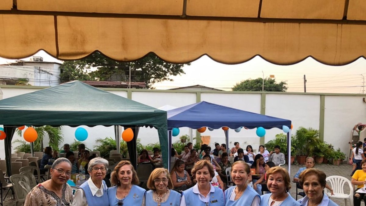 La Fundación de Cooperadoras Salesianas asiste al Barrio Cuba.