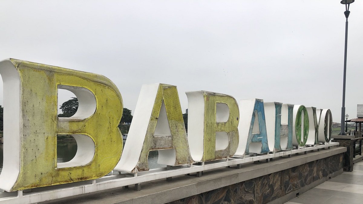 Daños. Las letras de Babahoyo se convirtieron en una zona turística. Hoy están desgastadas.