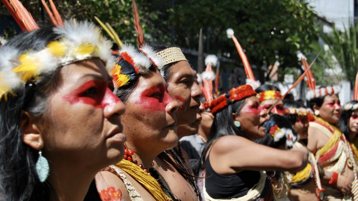 Waoranis y kichwas se movilizaron desde la Amazonía para que se aplique esta medida.