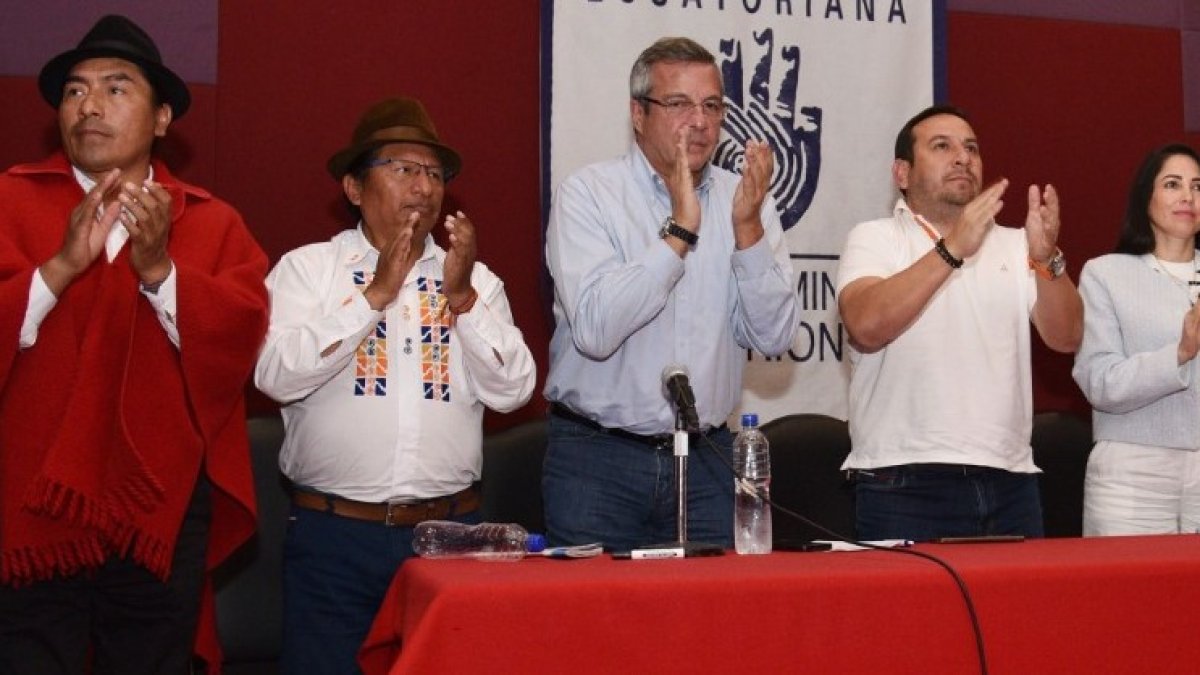 La alianza entre Pachakutik y el correísmo, que se buscó en las reuniones de las izquierdas, no cuajó.