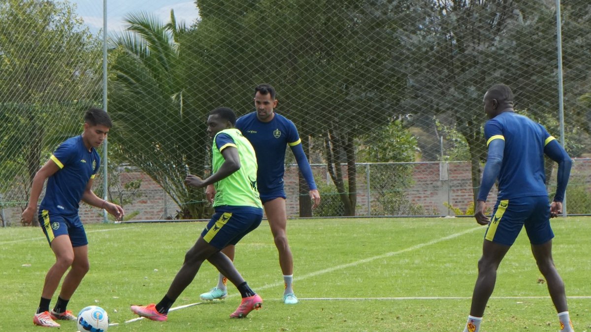 Los jugadores de Aucas tienen la obligación de ganar hoy si desean empezar a sobresalir en el torneo pues llevan 3 derrotas, 1 empate y cero victorias.
