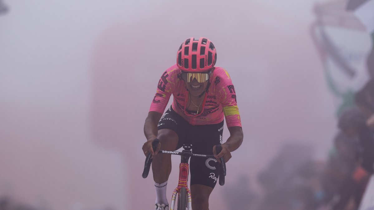 Richi llegó este domingo 1 de septiembre séptimo en la etapa 15, manteniendo el 4° lugar general.