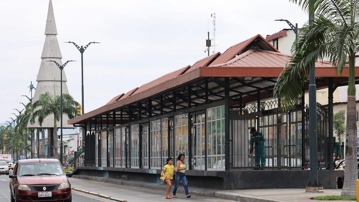 Sanción. En zonas como la calle Portete se aplicará la nueva fase del plan.