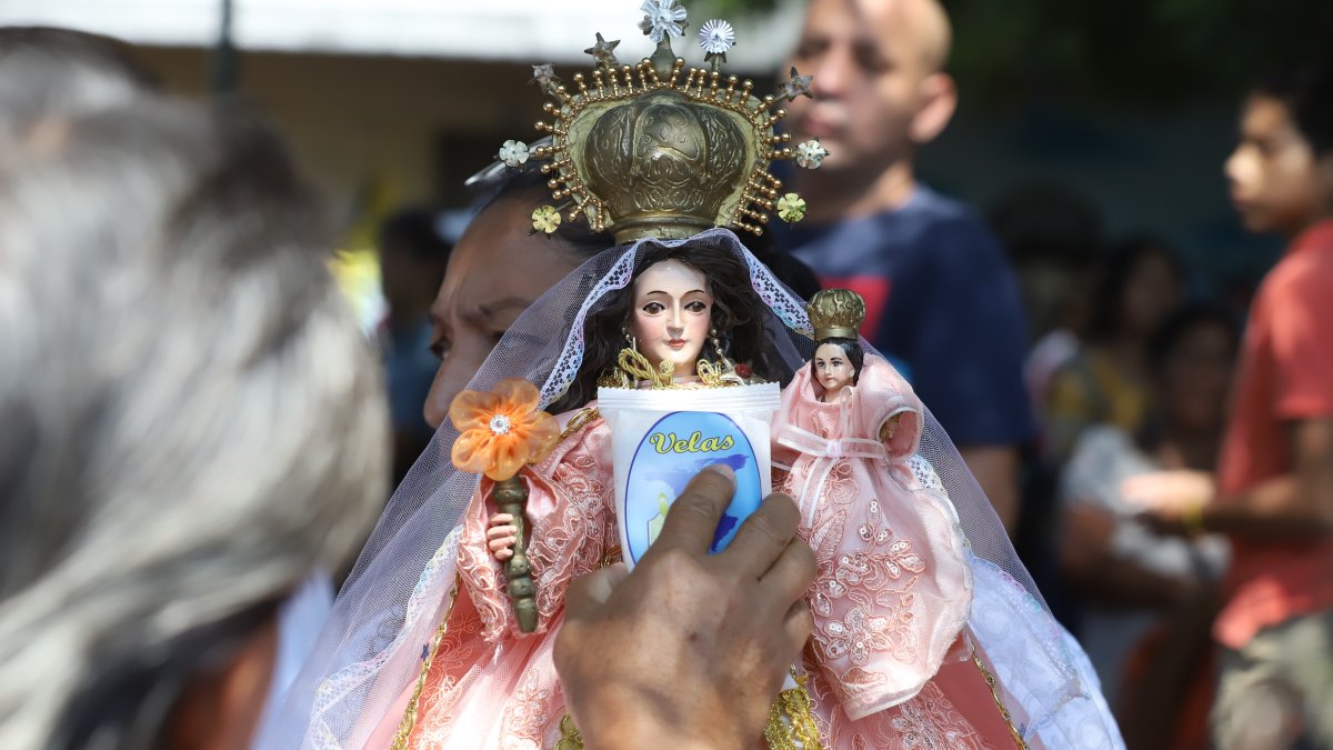 Procesión de la Virgen del Cisne