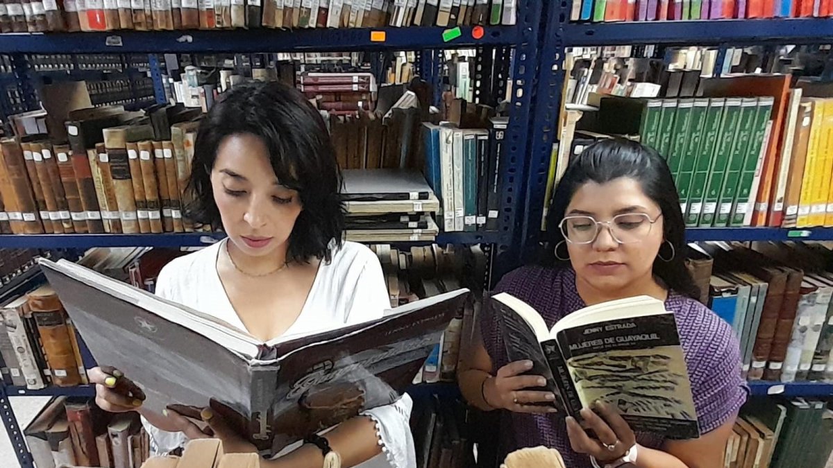 Escena. El público en general podrán parte de la biblioteca de Jenny Estrada.