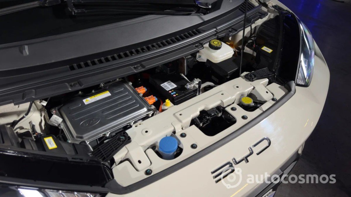 Un estudio arrojó que los híbridos enchufables emiten 2,5 veces más dióxido de carbono que los vehículos eléctricos.