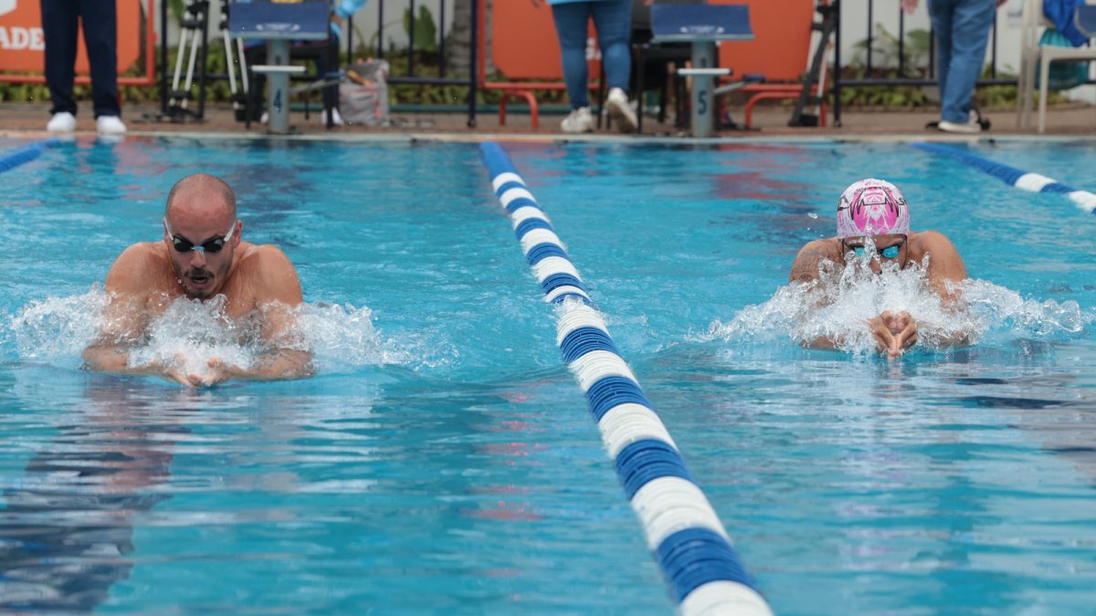 Pablo Delgado, del equipo equipo que lleva su apellido en una de las pruebas de la competencia.