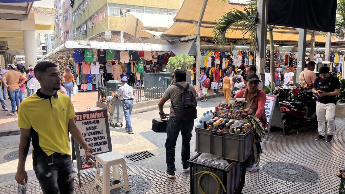 Normativa. El Municipio de Guayaquil está socializando, desde la última semana de agosto, el nuevo proyecto de ordenanza que regirá en la Bahía.