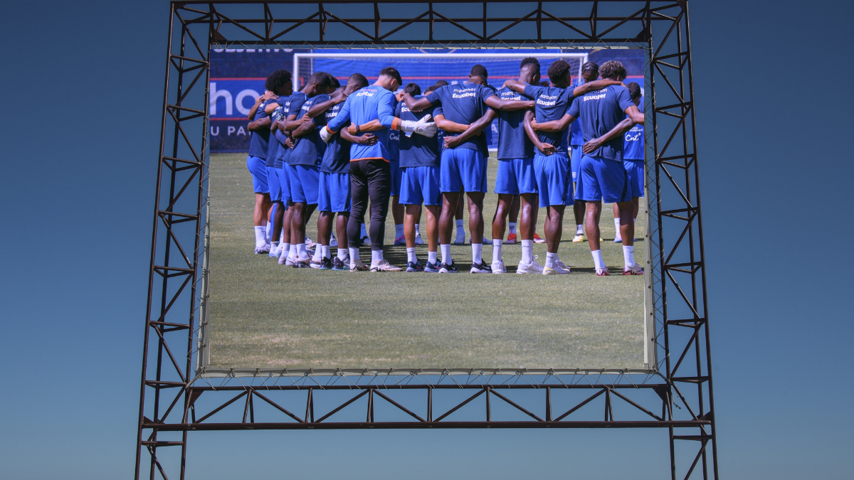 Referencial. Disfruta del partido de La Tri en pantalla gigante en el Malecón 2000.