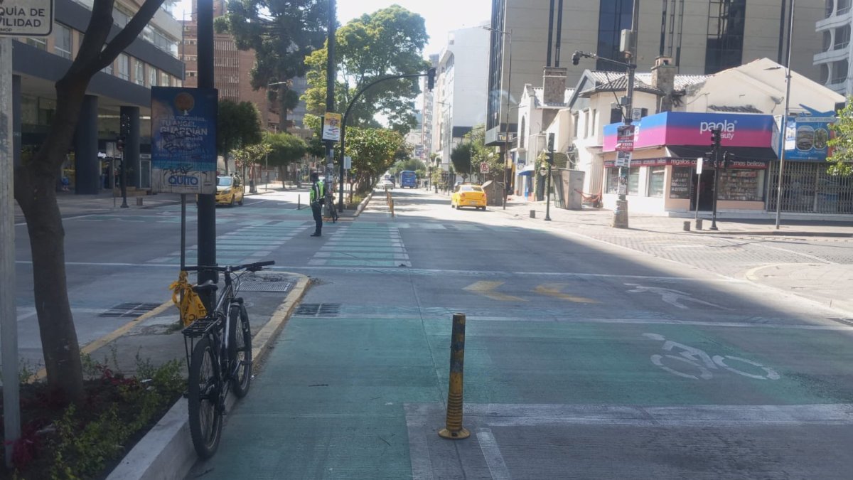 Los agentes de tránsito se colocaron en diversos puntos del norte, sur, centro y valles de la ciudad.