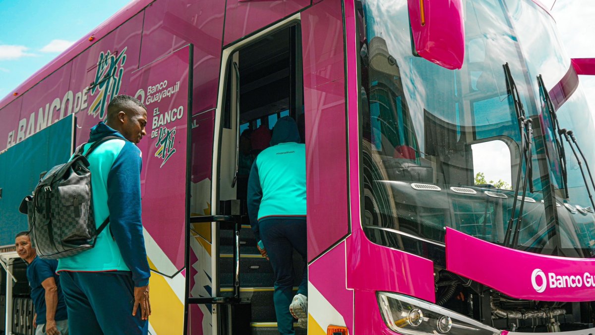 Los tricolores se trasladaron a la concentración en la Casa de la Selección.