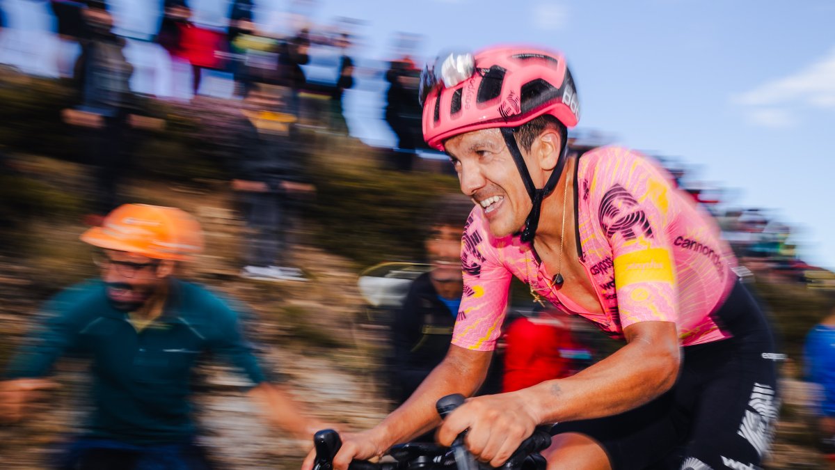 Richard Carapaz intentó llegar al podio, pero al final le fallaron las fuerzas.