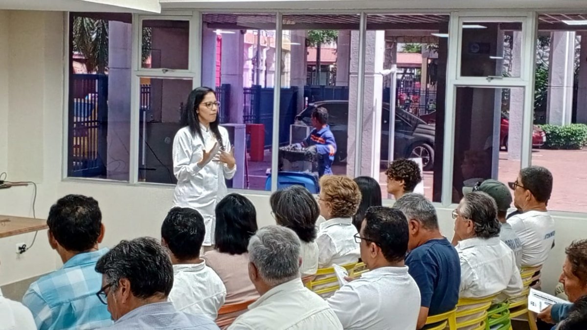 Fundación Íñigo Álvarez de Toledo especializa a sus profesionales y voluntarios.