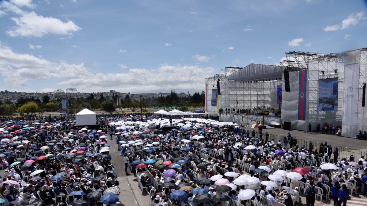 El domingo 9 de junio se realizó la misa campal en el parque Bicentenario por la inauguración del Congreso Eucarístico