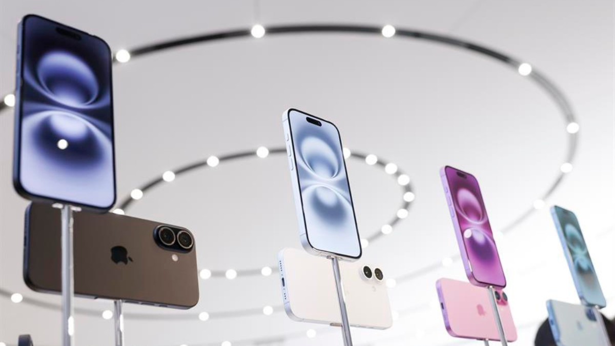 Una exhibición de los nuevos modelos de iPhone 16 de Apple en el evento de lanzamiento de productos 'Glowtime' de Apple.