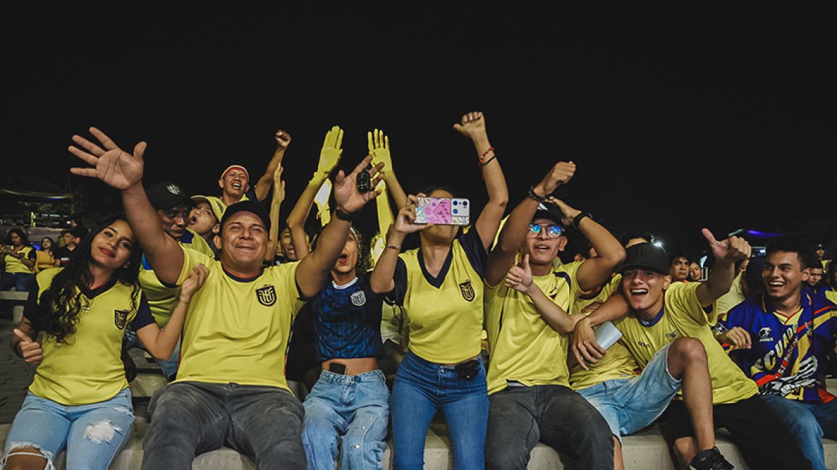 Existen espacios públicos donde se desarrollarán eventos gratuitos para ver jugar a la Tri.