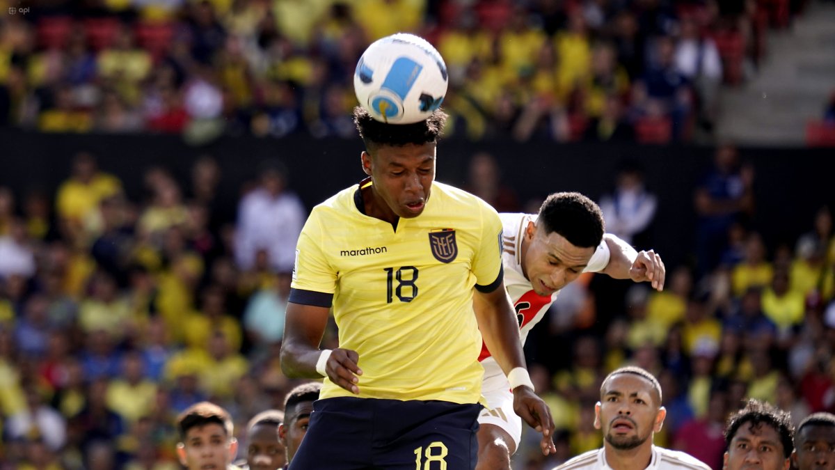 En su debut en quito con la tricolor, el jugador que actúa en el fútbol de Portugal estuvo cerca de anotar un golazo.