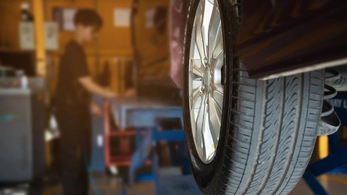 Cuando se realiza la rotación es vital la alineación y balanceo de cada neumático.