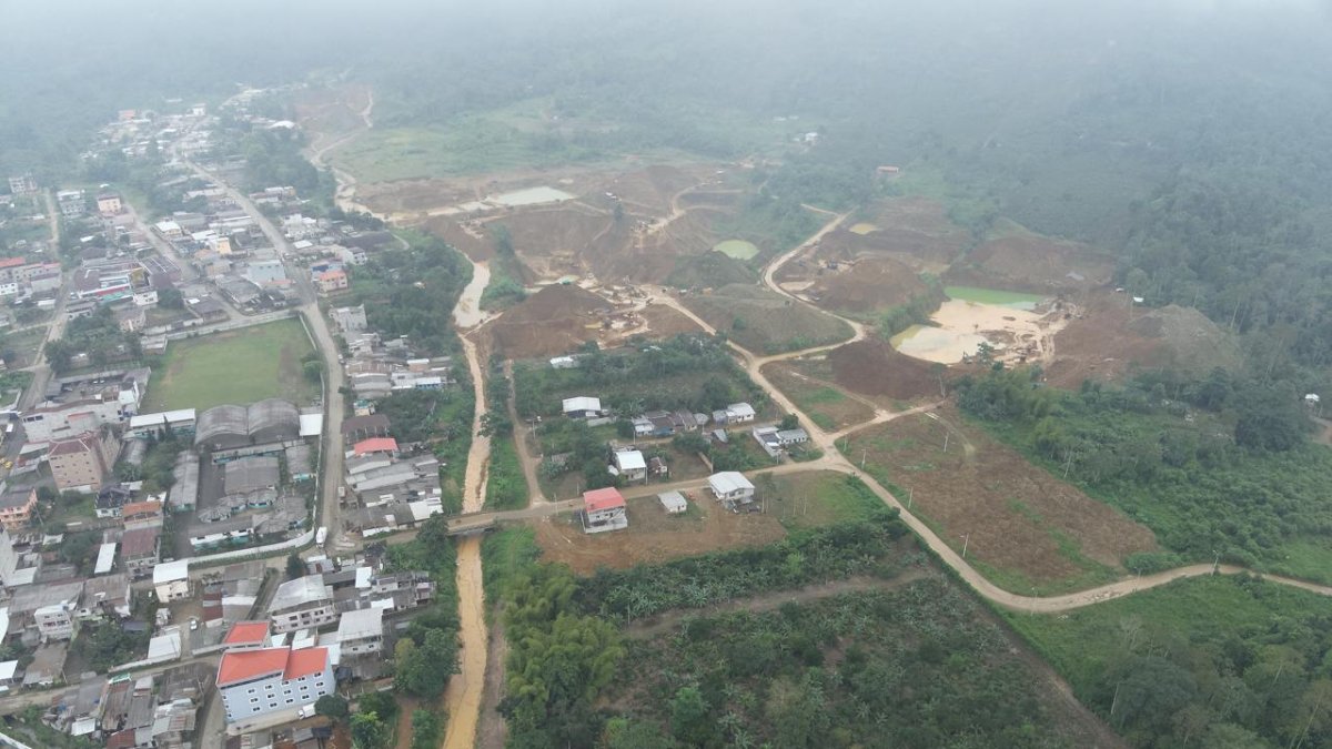 Proceso.En el cantón Camilo Ponce Enríquez se ha detectado el crecimiento de la extracción de oro.