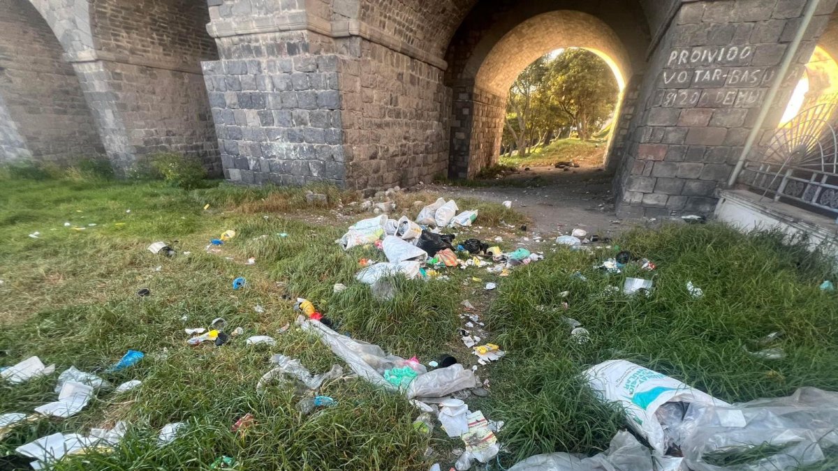 Hecho. Ese es el estado diario del puente 5 de Junio, en Latacunga.