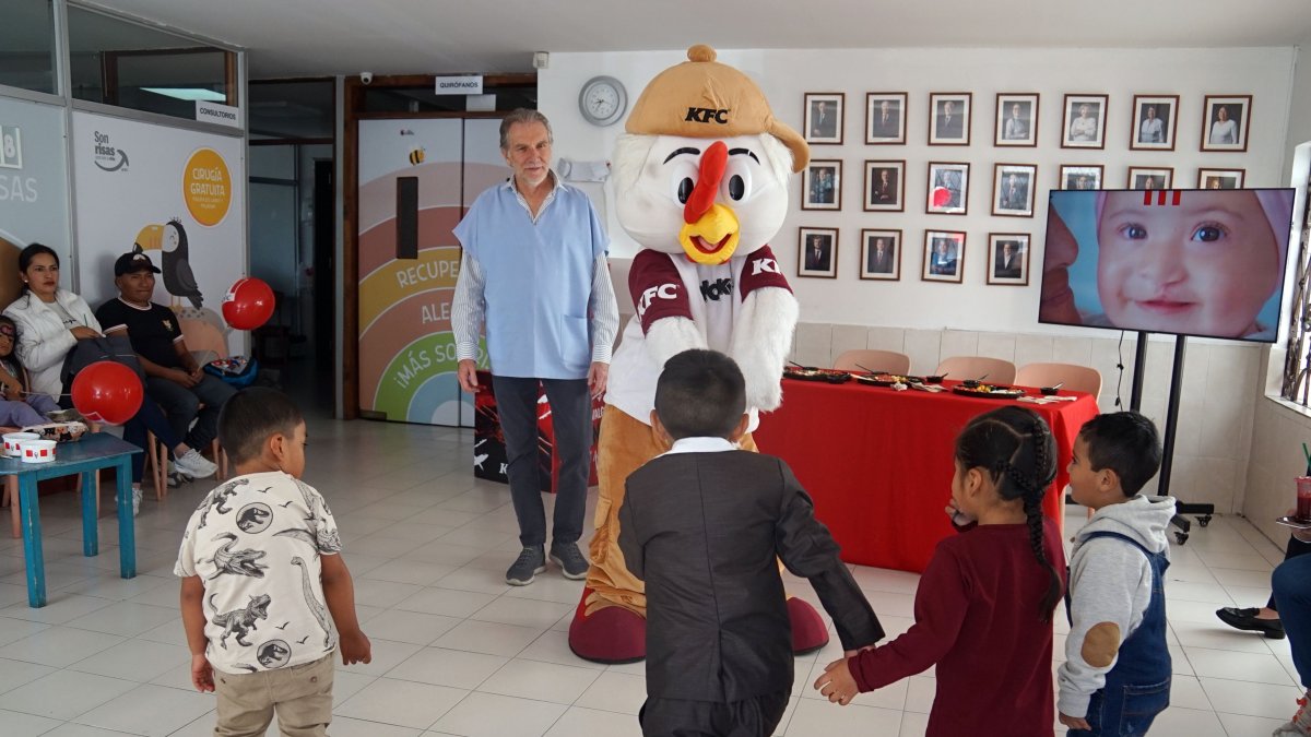 Los clientes de KFC pueden realizar una donación voluntaria de 0,50 dólares para apoyar el Programa