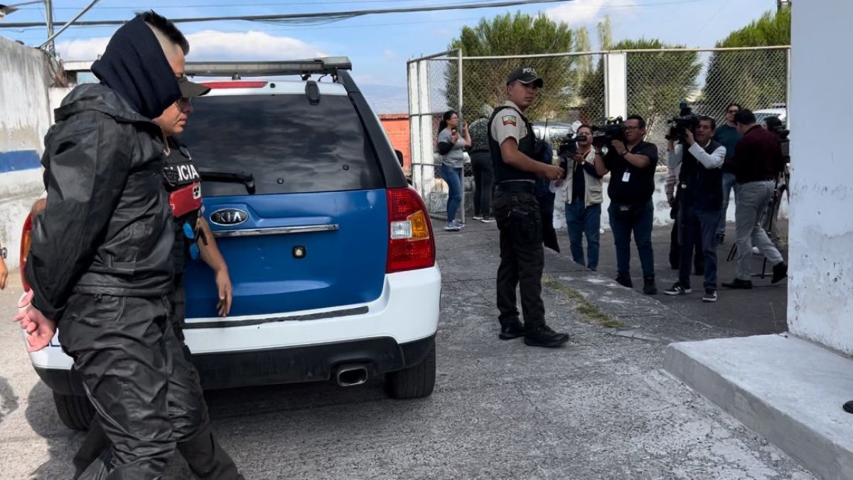 En el parque de Conocoto se aprehendió al agente civil de transito.