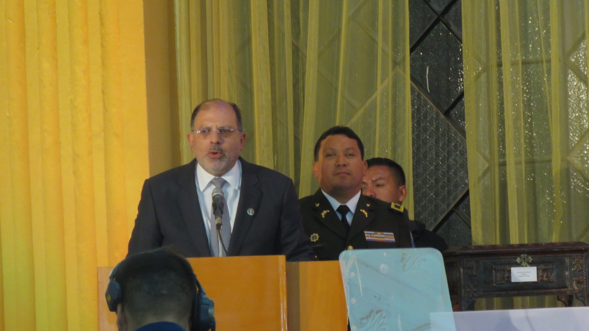 El presidente de la Asamblea Nacional, Henry Kronfle, durante al sesión.