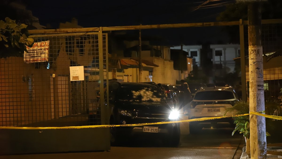 El conductor es residente de la urbanización pero muy poco conocido.